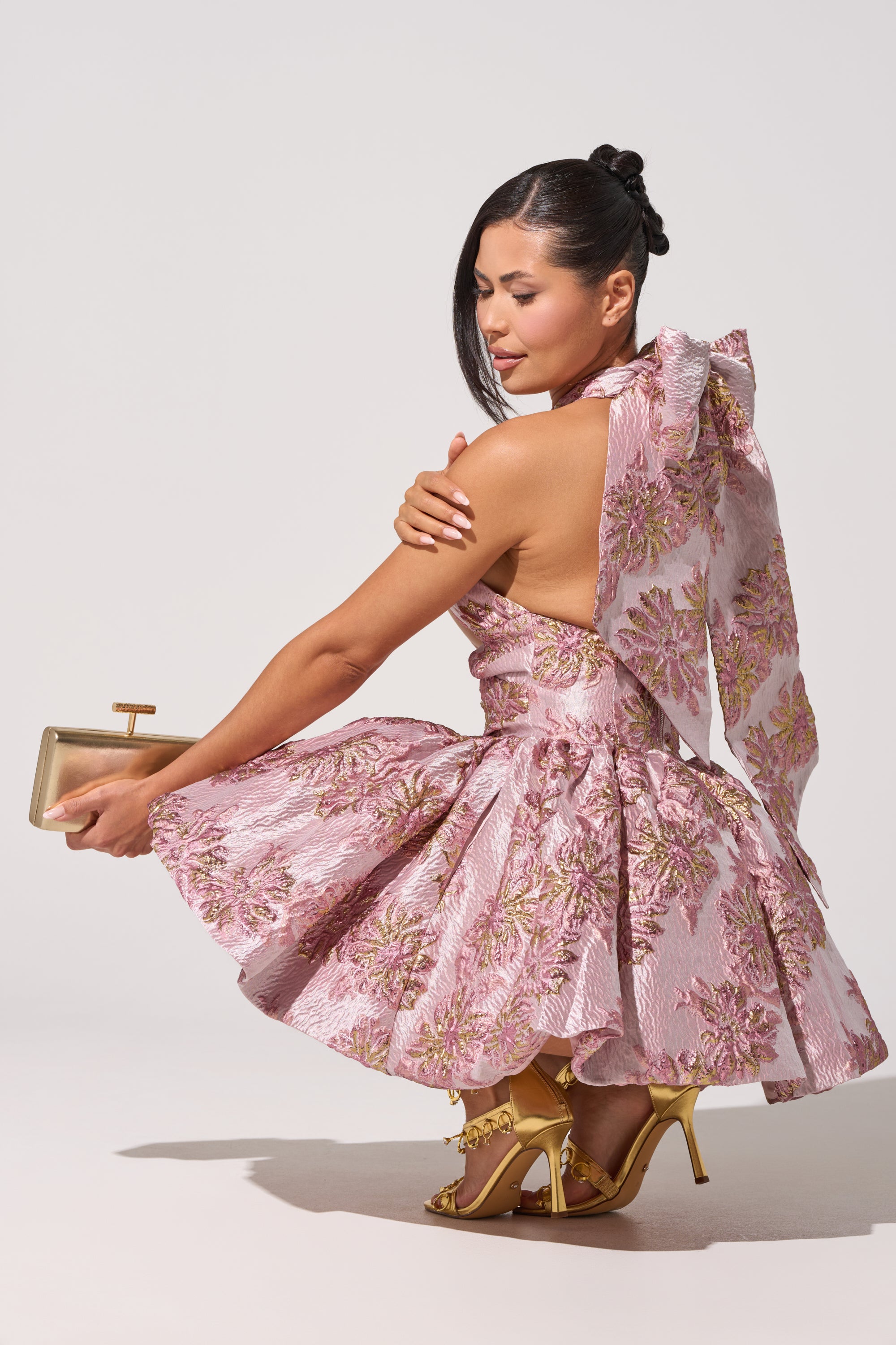 THE TOPIC AND TOP PICK BROCADE MINI DRESS IN PINK – AKIRA