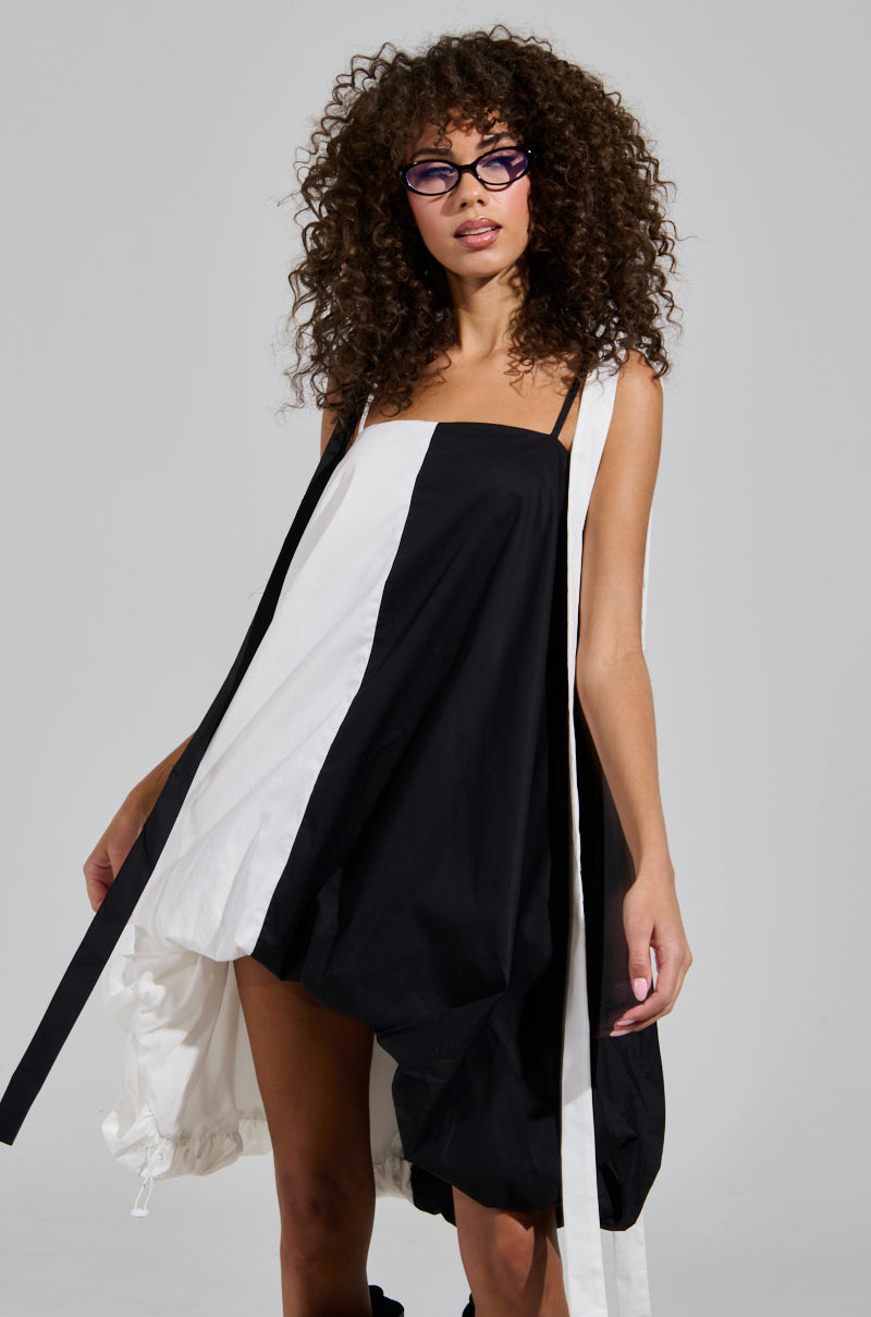 navy blue dress for baby girl Alaïa Women's Asymmetrical Cotton Minidress - Blanc main image 1