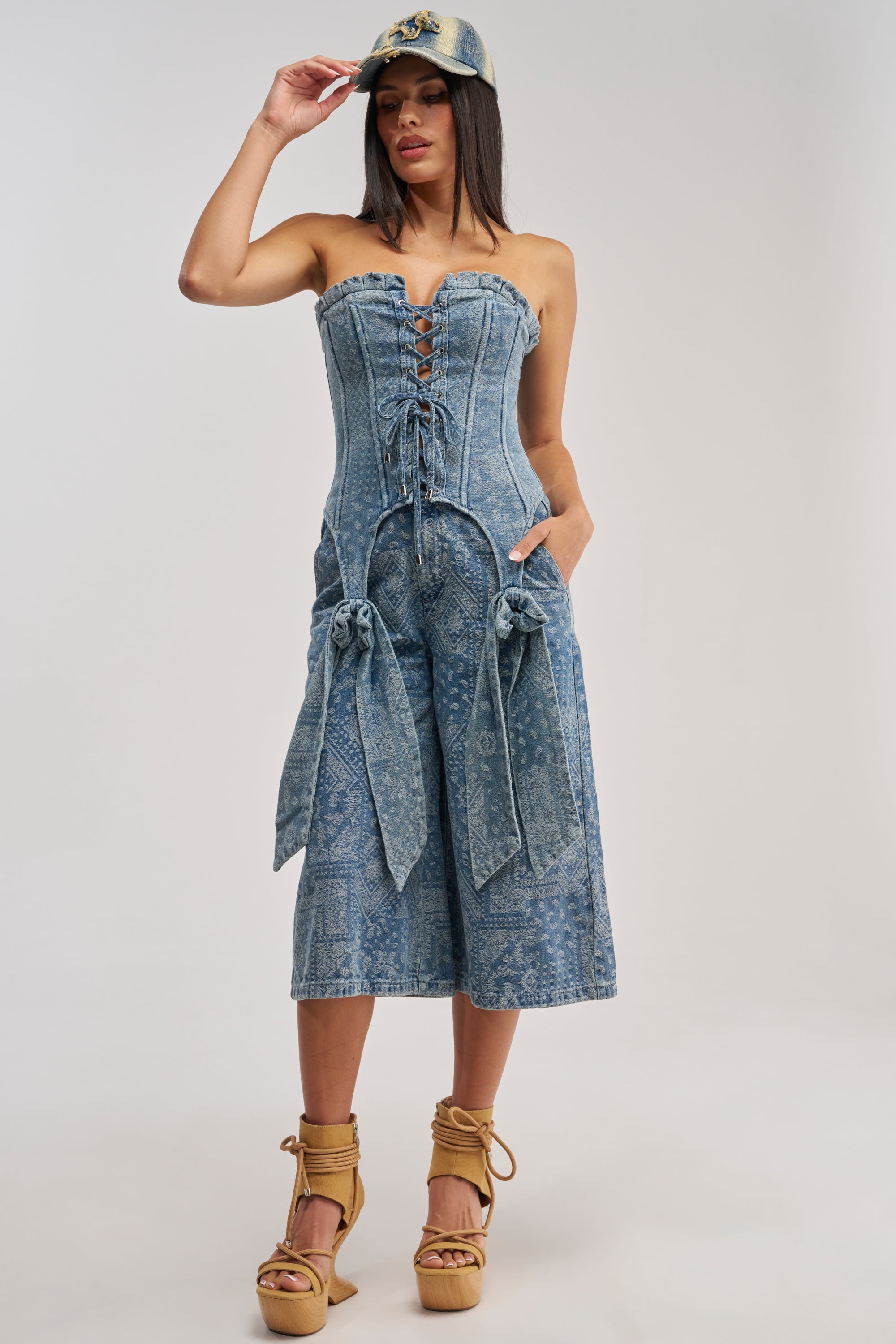 AKIRA Dreaming Big Paisley Denim Gaucho | Light Blue