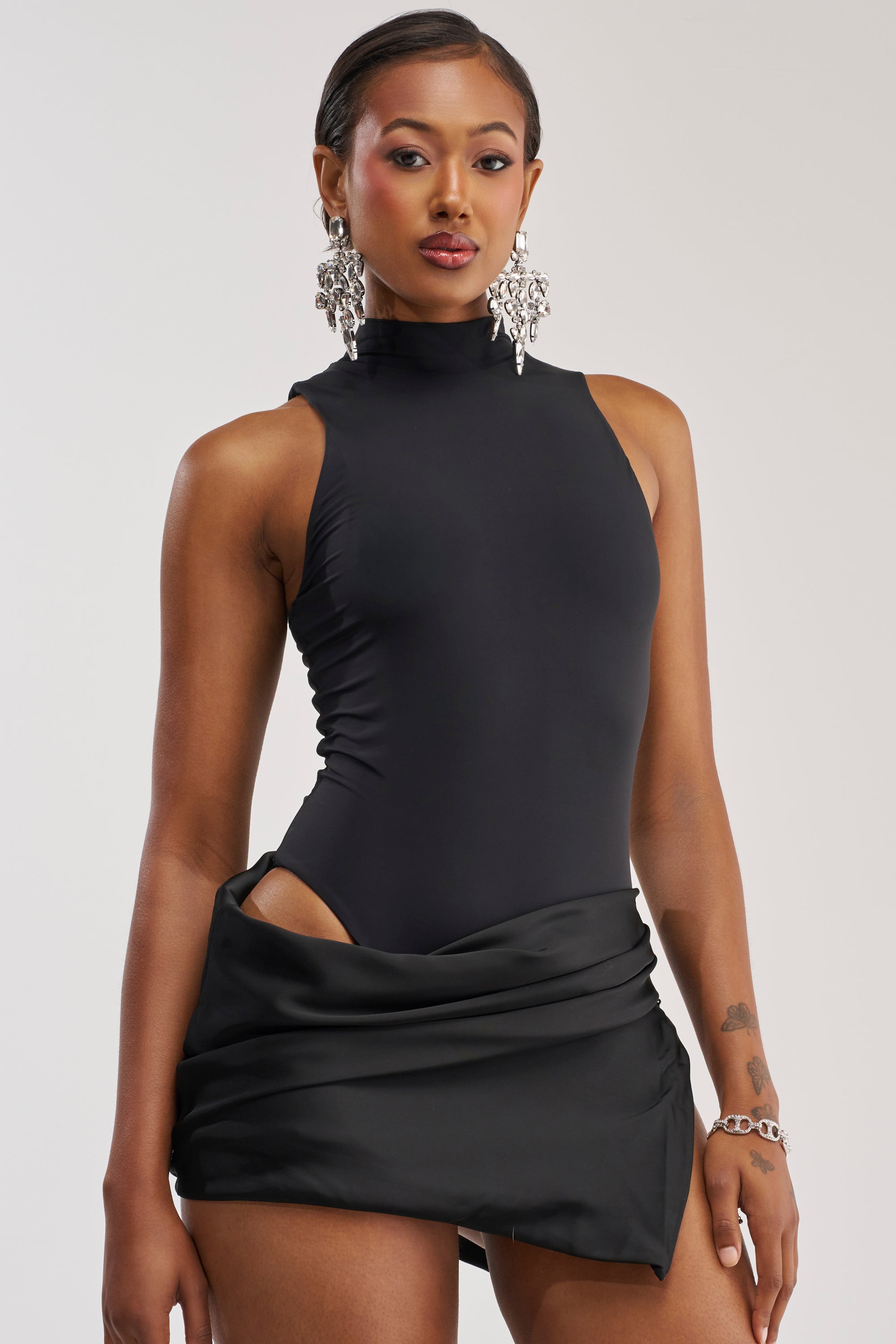 ROYAL FLUSH HIGH NECK MINI DRESS – AKIRA