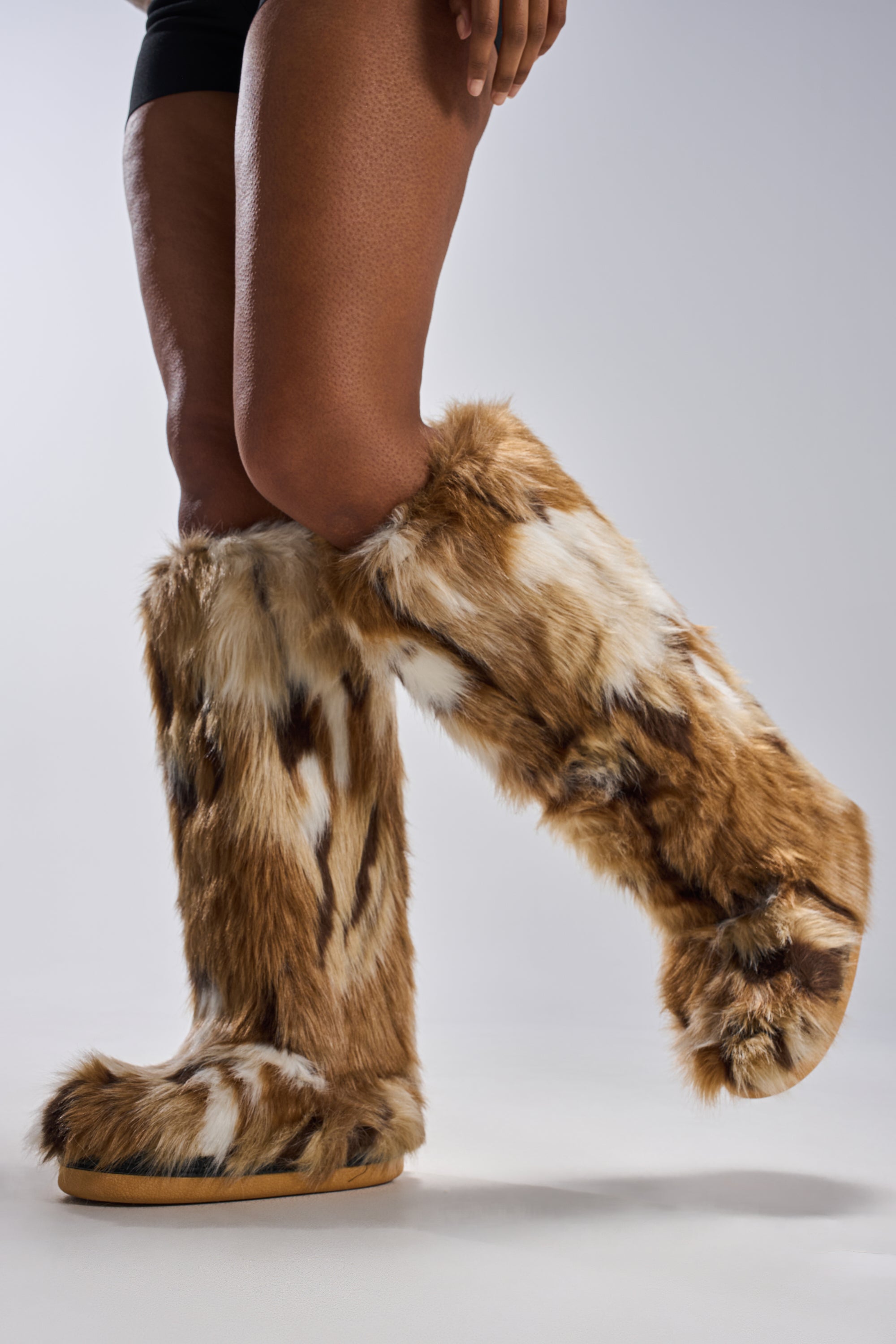 AZALEA WANG FENNEC MULTI FUZZY FLAT KNEE HIGH BOOT – AKIRA