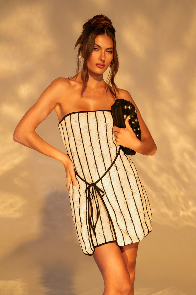 ALIX STRIPED MINI DRESS WITH TIE FRONT AKIRA ALIX STRIPED MINI DRESS WITH TIE FRONT AKIRA