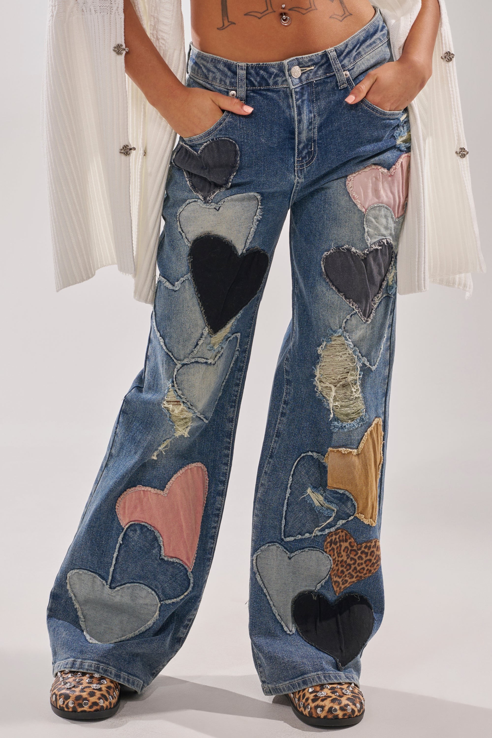 LOVE ME HARD RELAXED DENIM – AKIRA