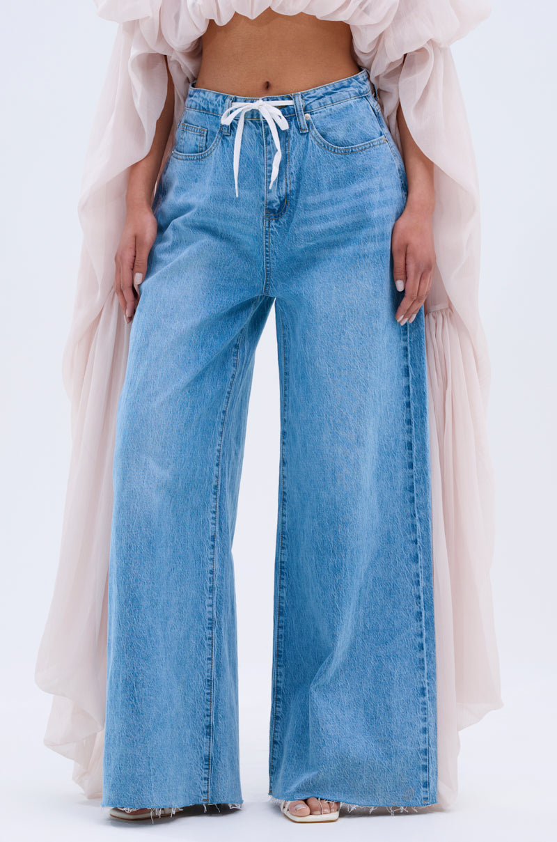 洋楽 Post-everything YOU BET DRAWSTRING WIDE LEG JEANS – AKIRA