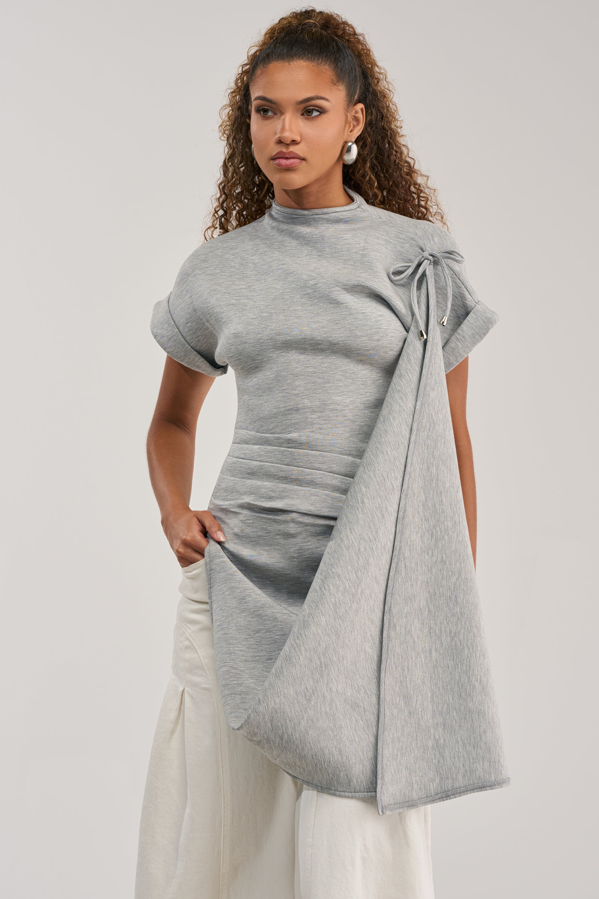 REAL ONES KNOW SCUBA DRAPED TOP – AKIRA