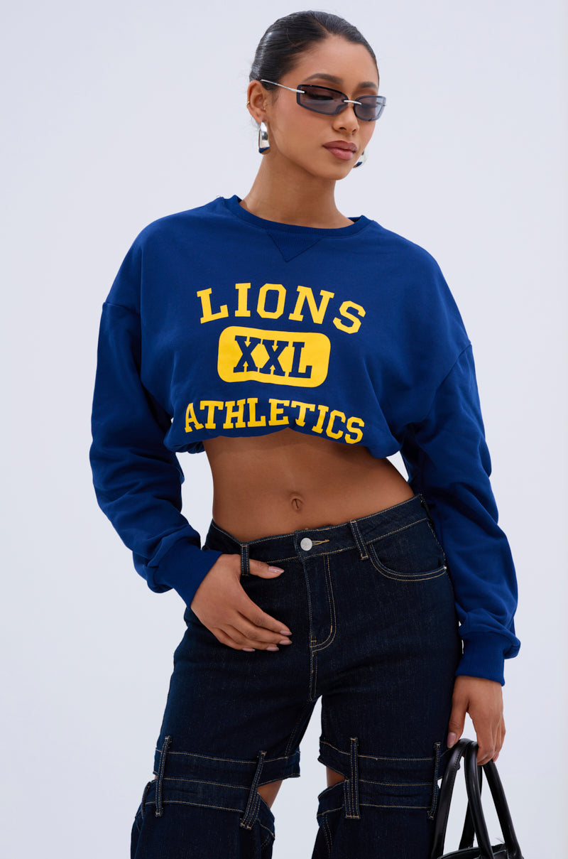 CHICAGO ATHLETIC CROP SWEATSHIRT – AKIRA
