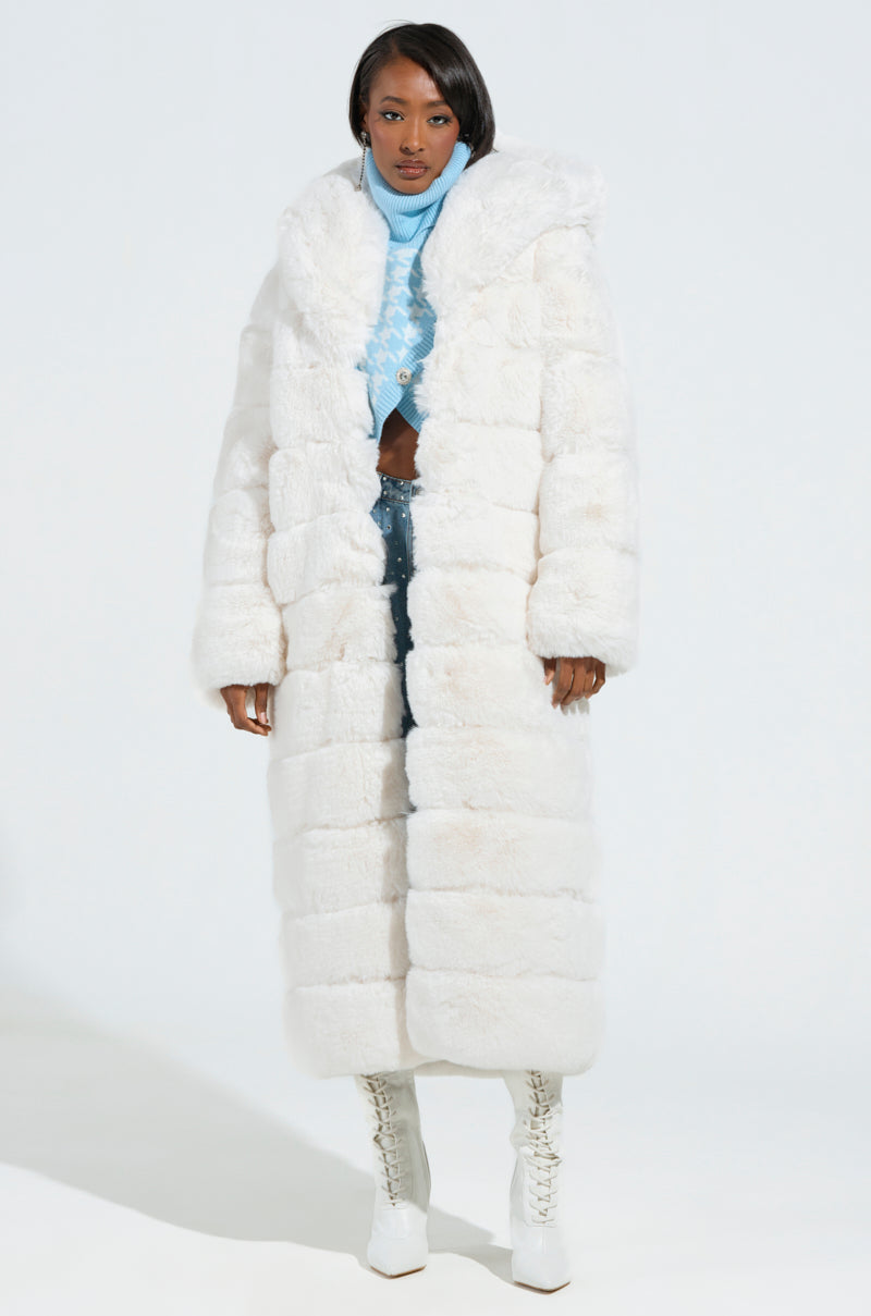 LUXE JENNY HOODED FAUX FUR TRENCH IN WHITE AKIRA LUXE JENNY HOODED FAUX FUR TRENCH IN WHITE AKIRA