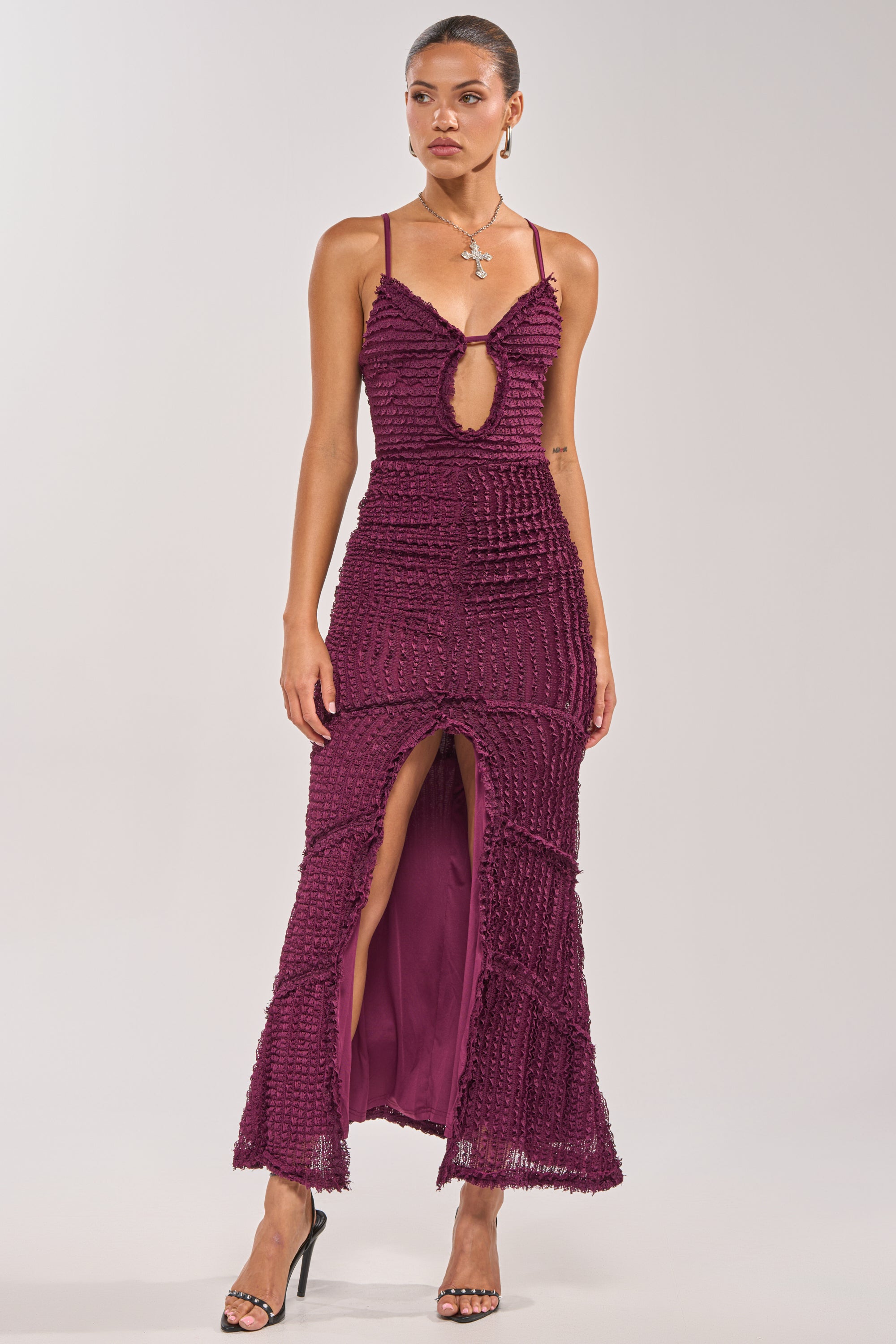 PLUS ONE MAXI DRESS IN PLUM AKIRA PLUS ONE MAXI DRESS IN PLUM AKIRA