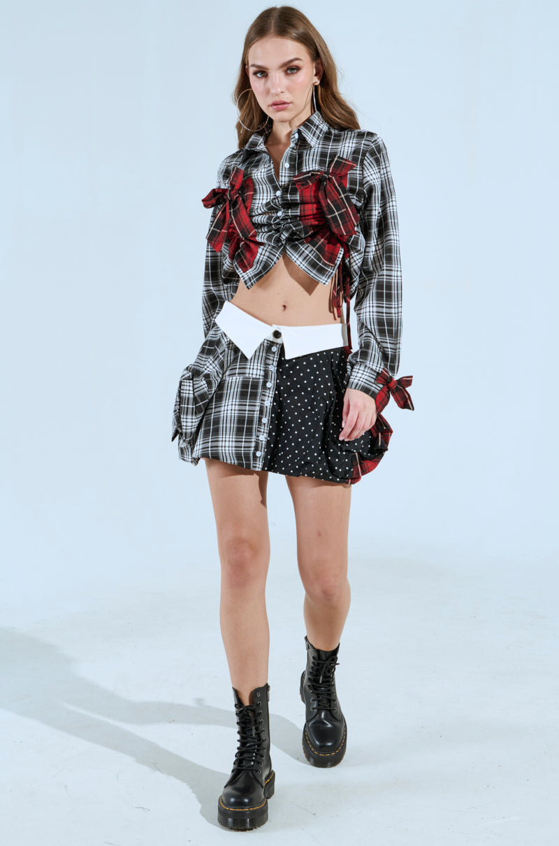 HAILEY PLAID MINI SKIRT – AKIRA