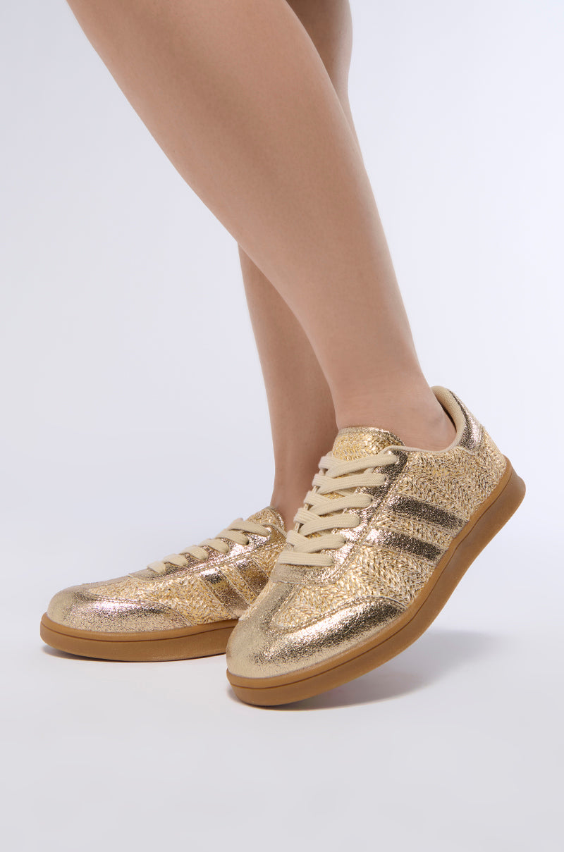 AZALEA WANG ELDER GOLD SNEAKER AKIRA AZALEA WANG ELDER GOLD SNEAKER AKIRA