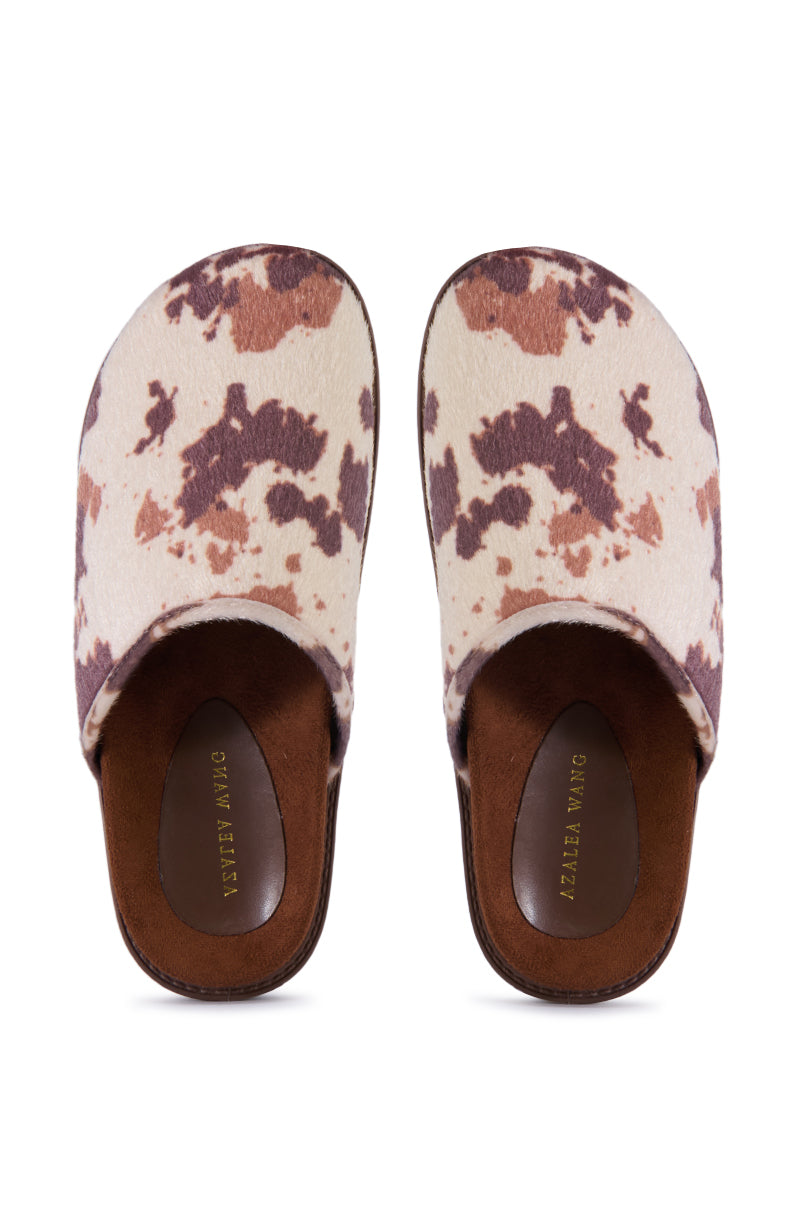 Back View Azalea Wang Yoki Multi Slipper