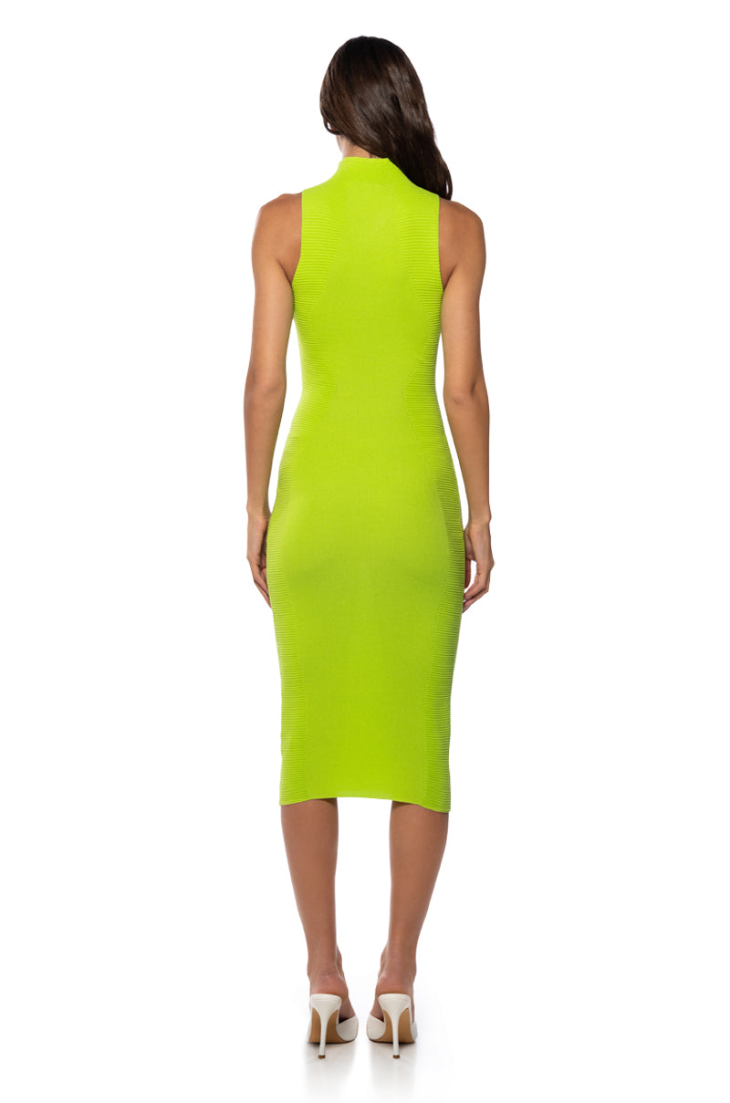 Detail View Besos Midi Dress