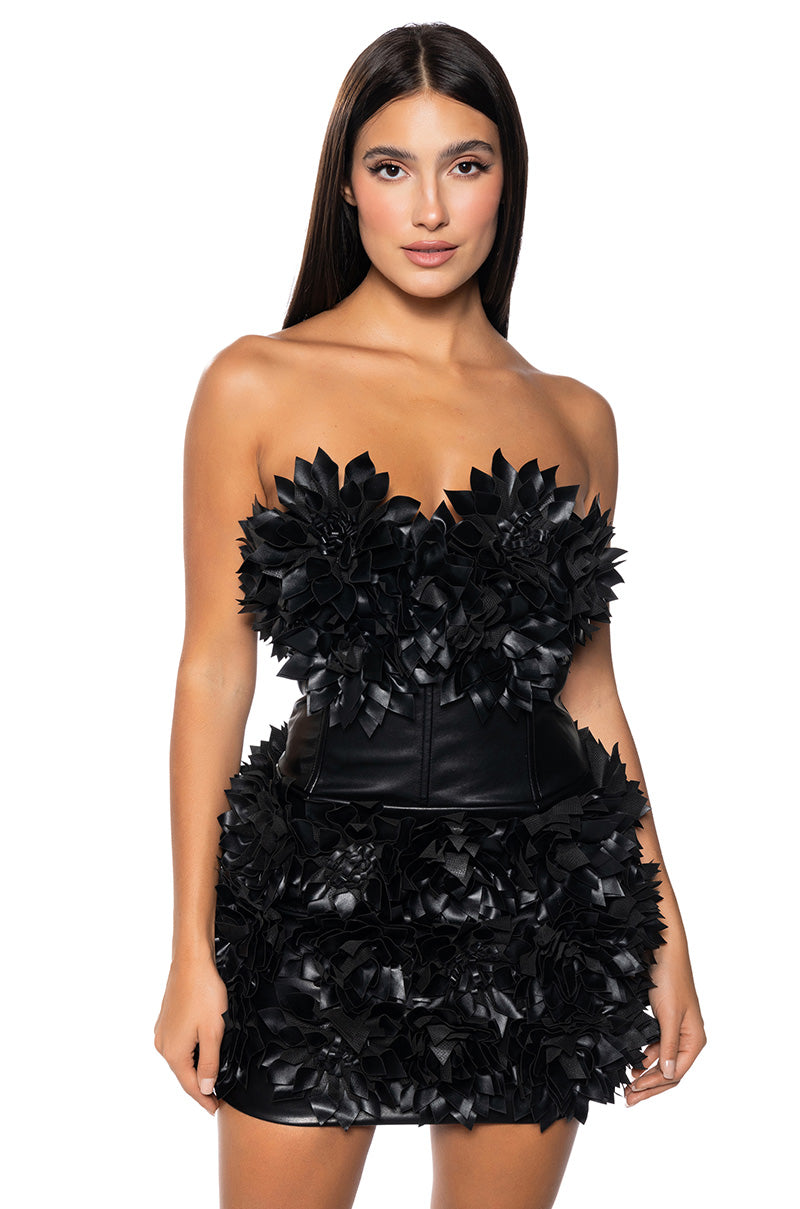 FLOWER POWER PU MINI DRESSW AKIRA FLOWER POWER PU MINI DRESSW AKIRA