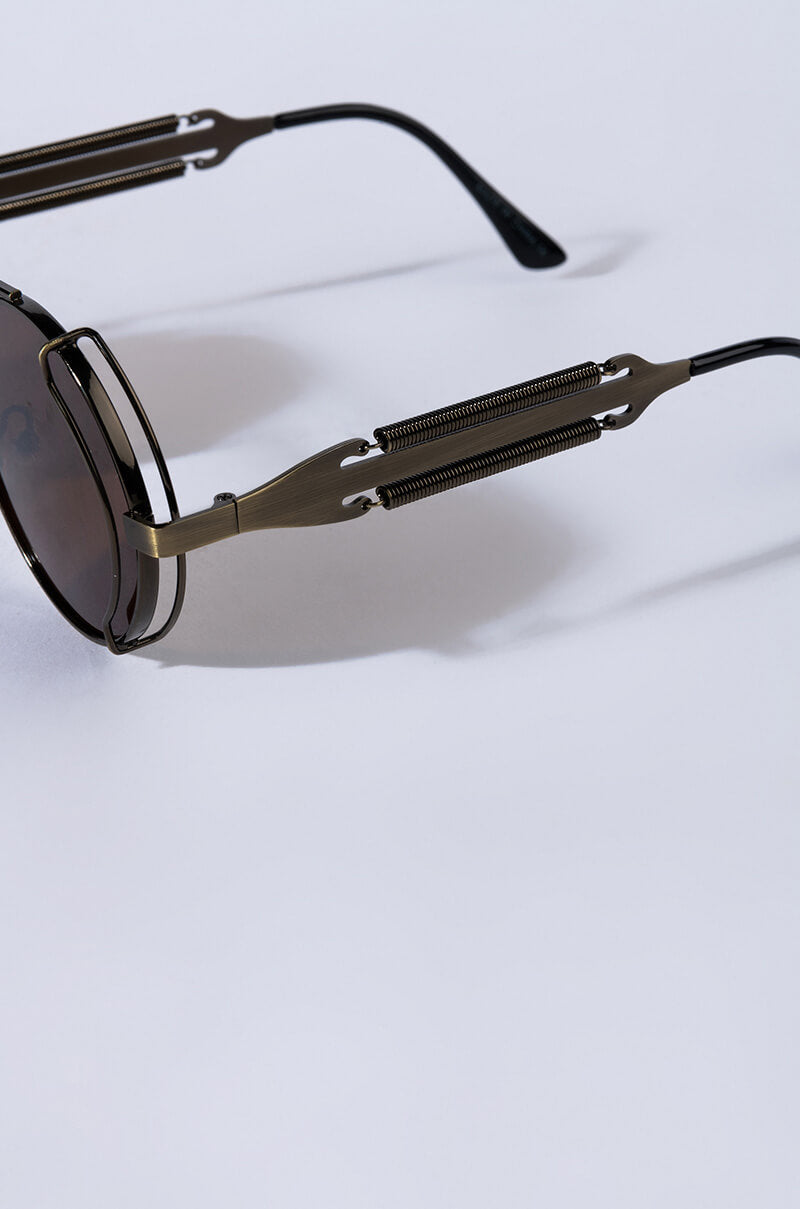 Full View Flyin High Sunnies