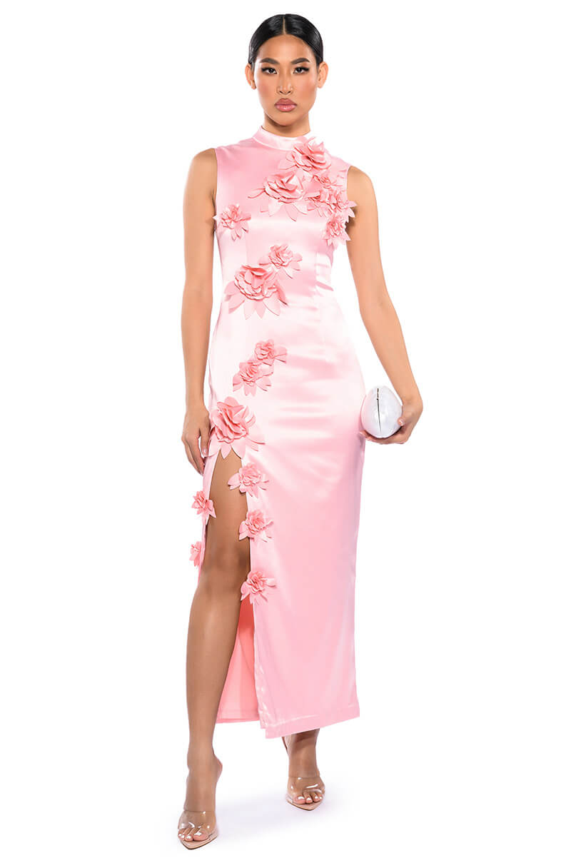 GENEVIEVE FLORAL MAXI DRESS WITH SLIT AKIRA GENEVIEVE FLORAL MAXI DRESS WITH SLIT AKIRA