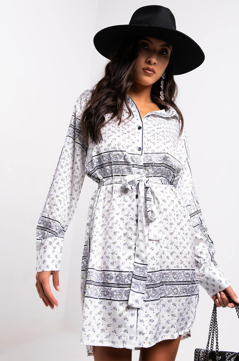 bandana mini dress GONE WITH THE WIND LONG SLEEVE BANDANA PRINTED MINI DRESS WHITE – AKIRA