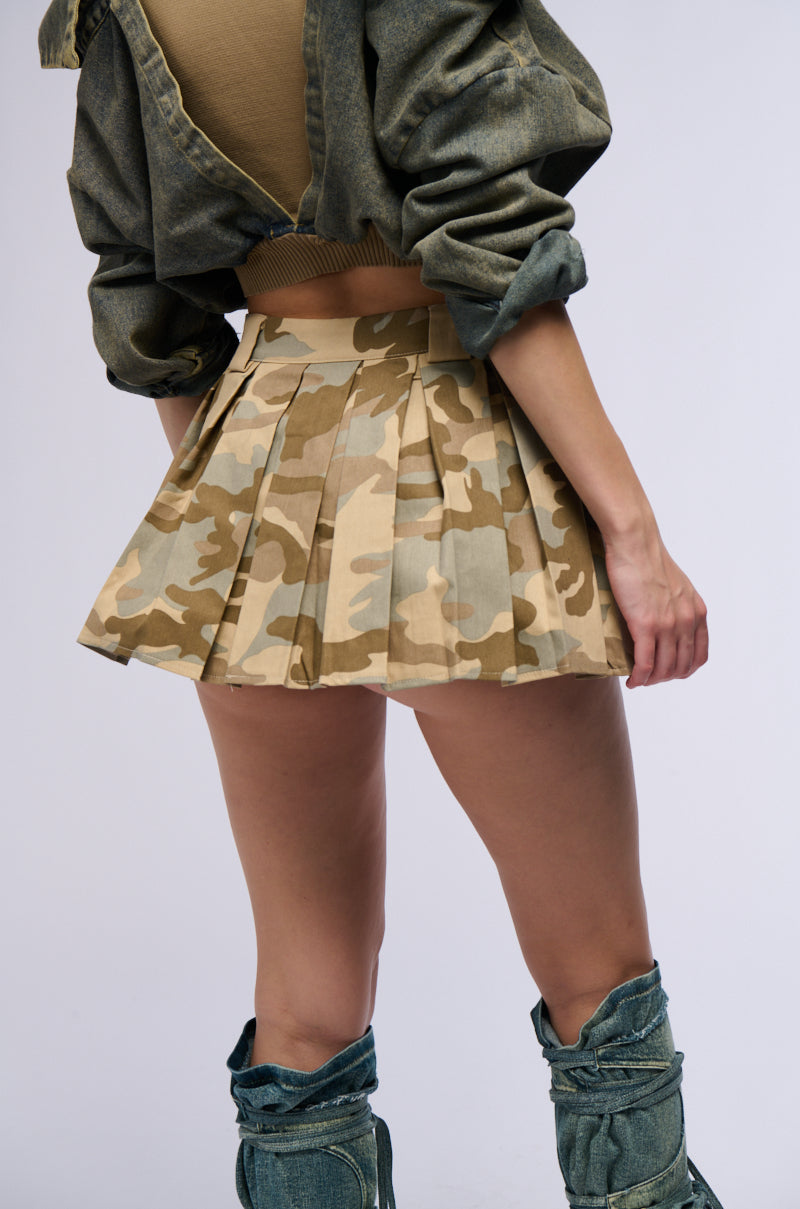 Detail View Kami Mini Pleated Skirt In Camo