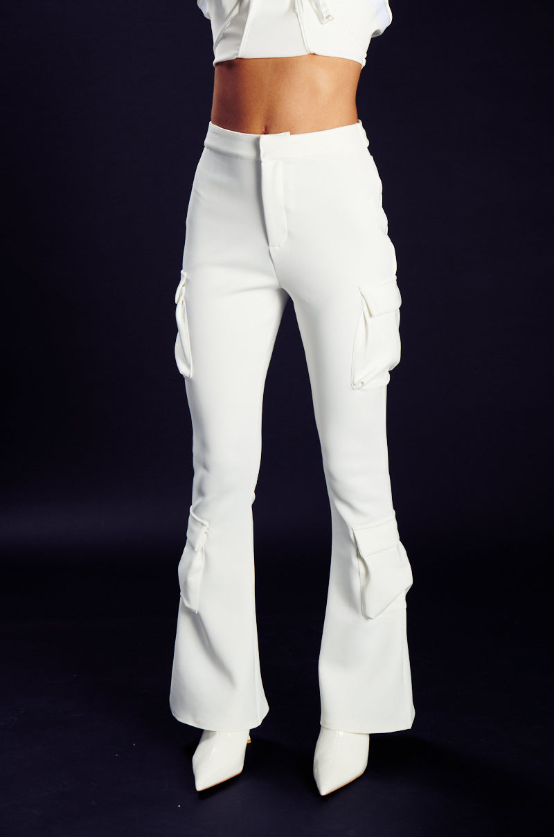 Side View Talon Pocket Detail Flare Trouser