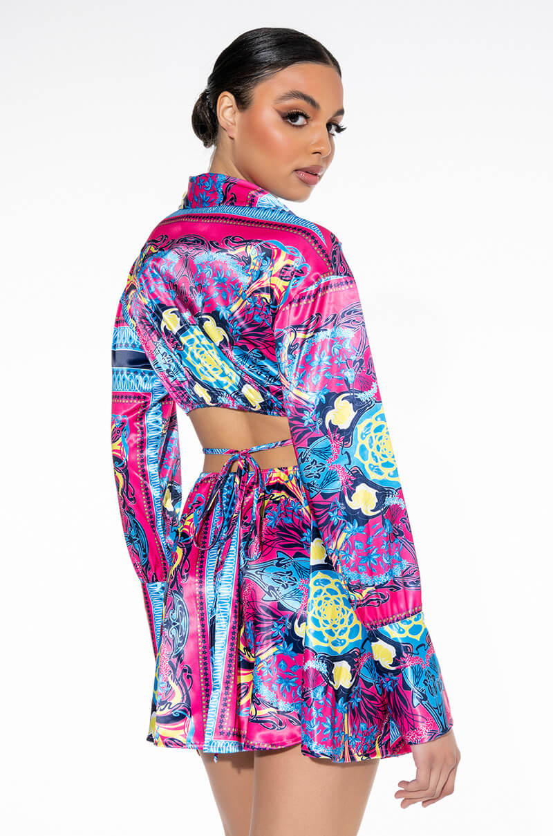TIE BACK SCARF PRINT SHIRT DRESS – AKIRA