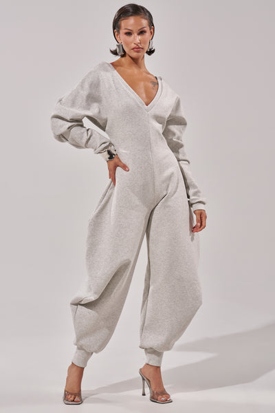 COMFY COZY JUMPSUIT IN HEATHER GREY – AKIRA