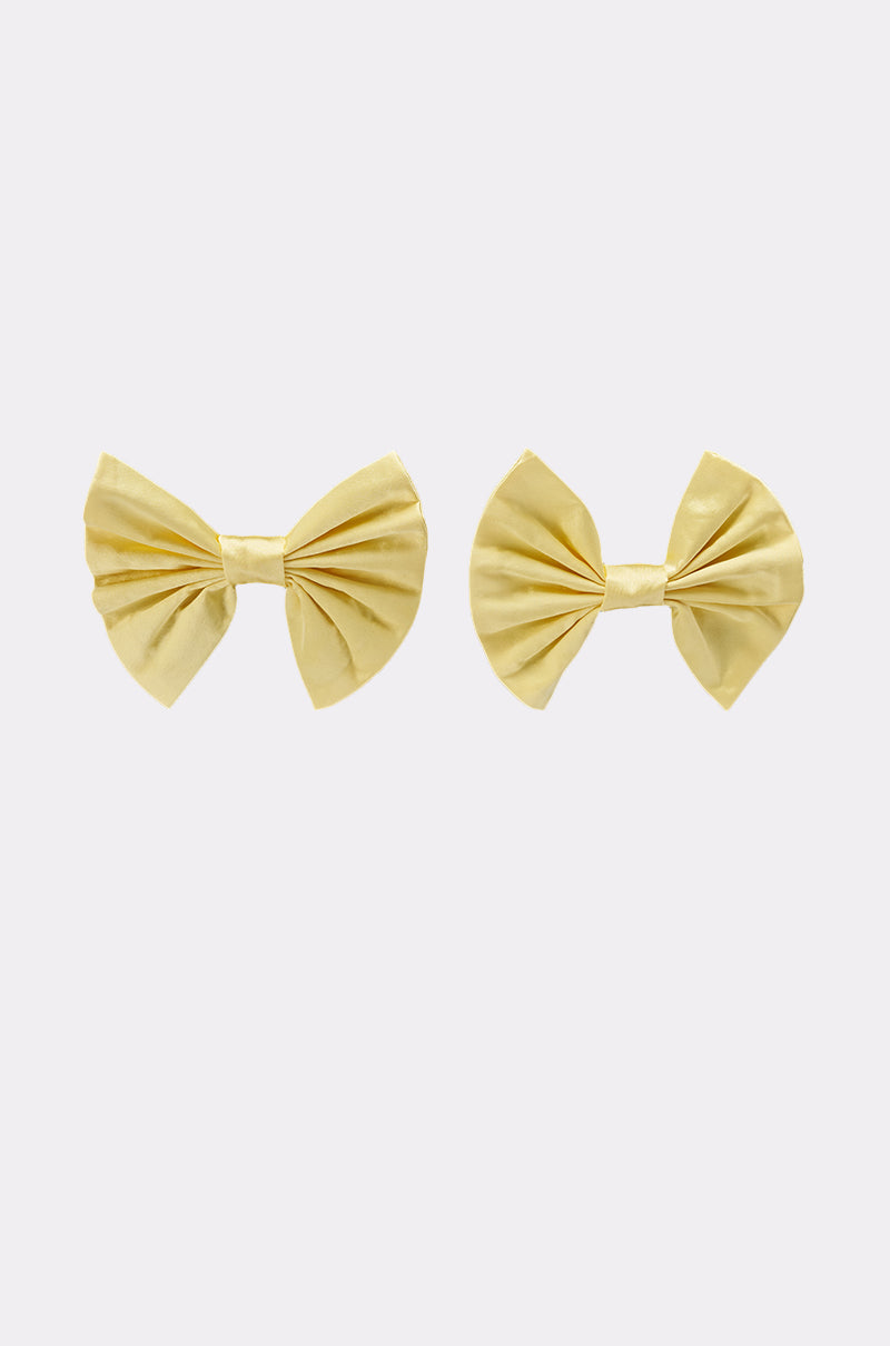 Two SPRING SZN BOW EARRINGS displayed side by side on a light background—perfect for pairing with your favorite statement accessories. 3