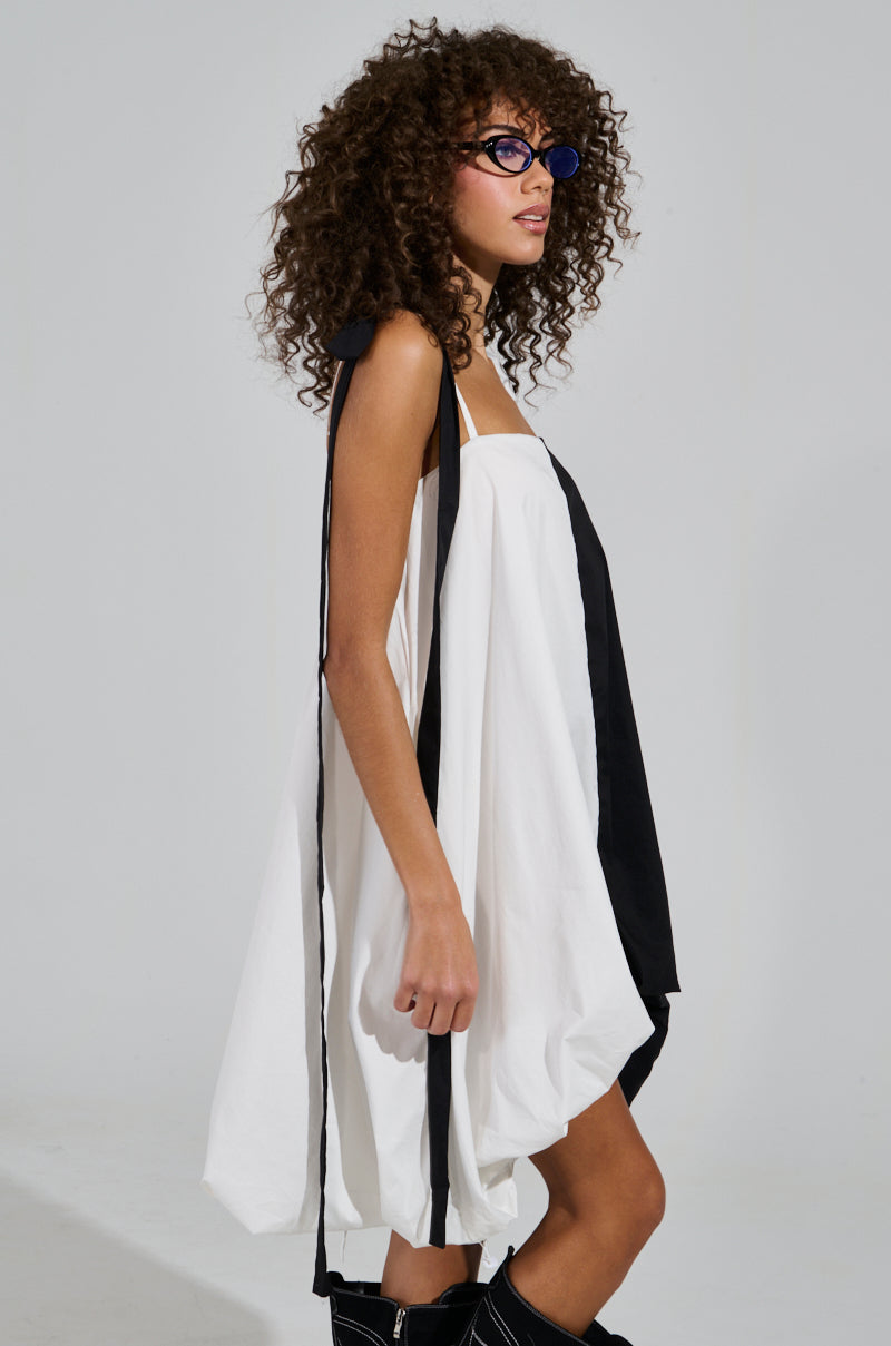 CUTIE GIRL POPLIN MINI BLACK AND WHITE DRESS WITH BOW DETAILS – AKIRA