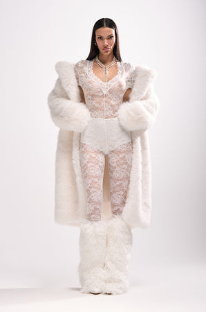 WISH YOU WERE ME LACE JUMPSUIT IN WHITE – AKIRA