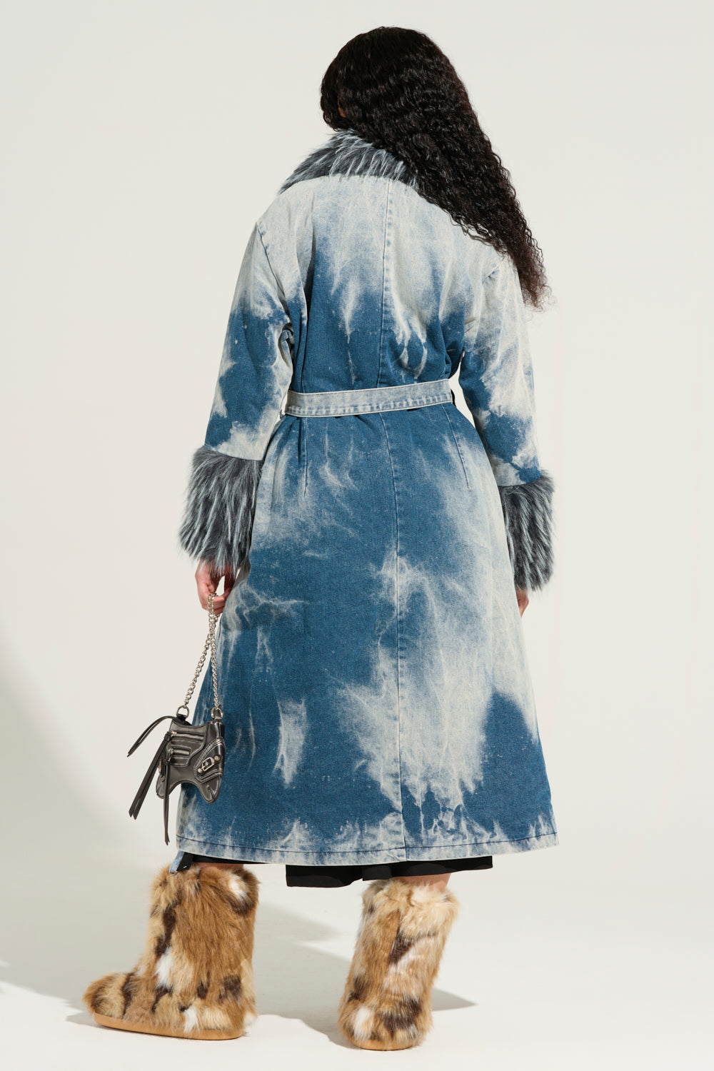 LIV FUR TRIM DENIM TRENCH – AKIRA
