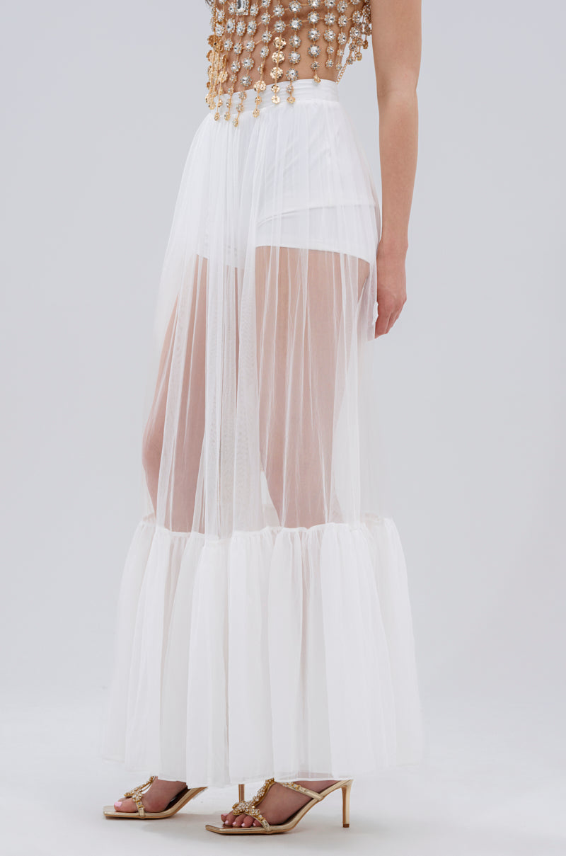 TRY ME MESH MAXI SKIRT IN WHITE – AKIRA