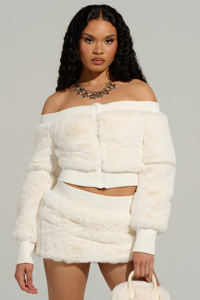 Off The Shoulder Fur Trim Top (M) main image 1