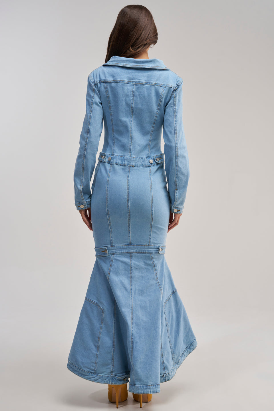 denim maxi dress with sleeves Puff Sleeve M / Blue The fitted waist and flared hem create a flattering silhouette that works great with both sneakers and boots TRAPEZE BUTTON DOWN DENIM MAXI