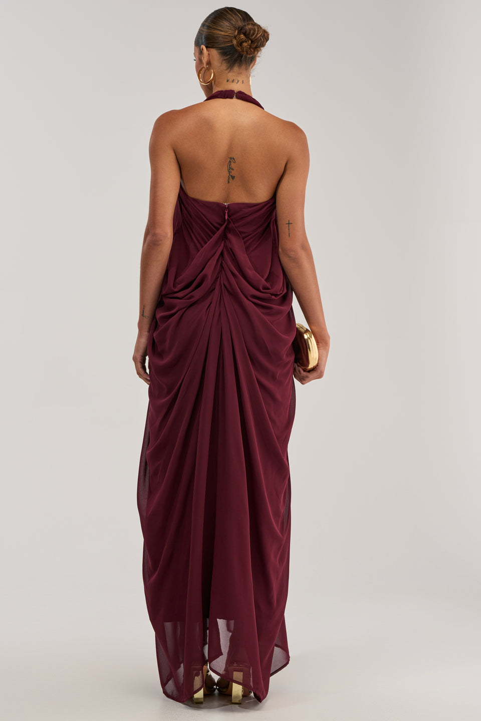 RAMONA PLEATED MAXI DRESS IN BURGUNDY – AKIRA