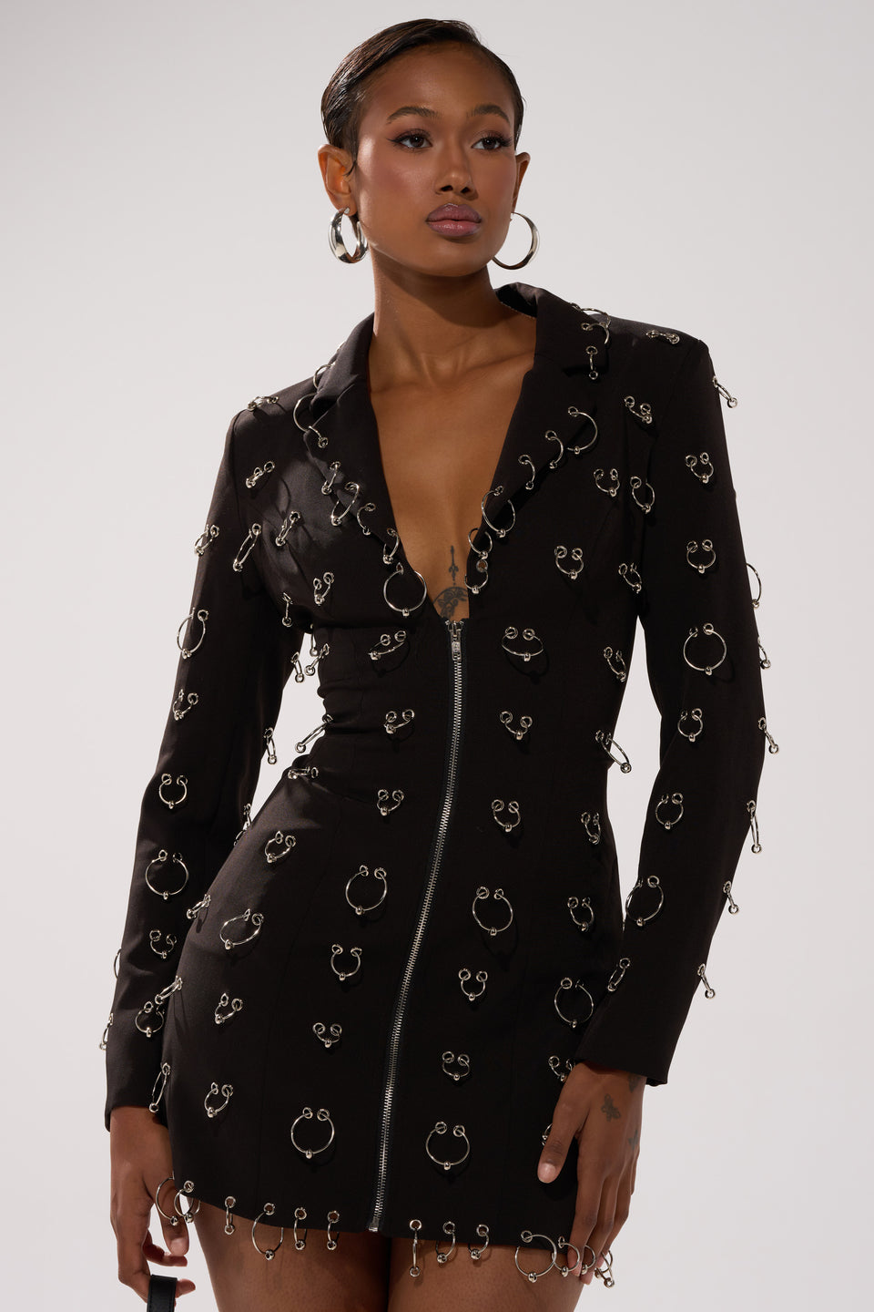 atlu piercing knit dress Spotting @diianna.po wearing ATLU Piercing Knit Dress from ATLU Autum / Winter 2024 Collection. We just lead the way to all #AESIRONYOU Photographed by @bylexakim Continuing the story of our brand that
