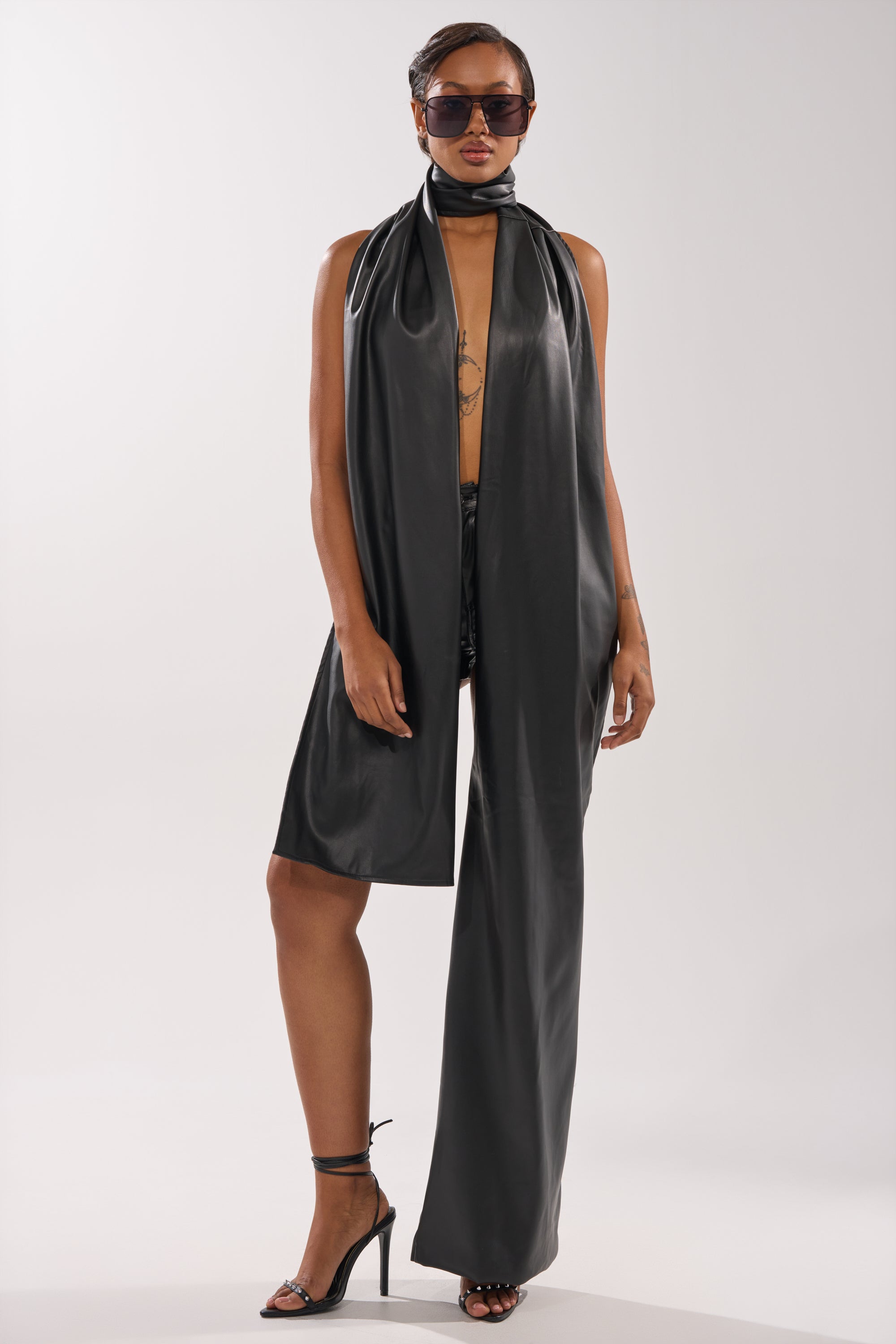 VALLY PU SCARF PANT – AKIRA VALLY PU SCARF PANT – AKIRA