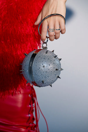 I BITE BACK STUD CLUTCH BAG – AKIRA