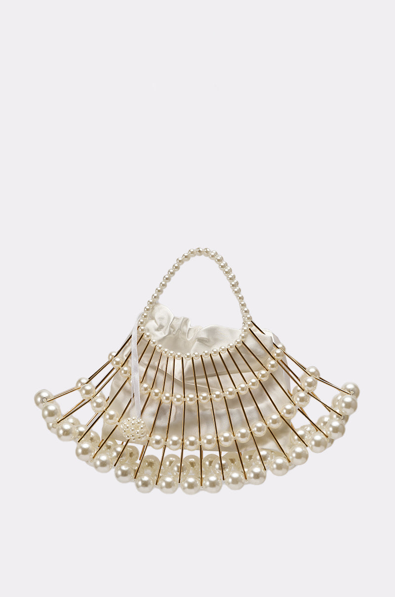 The DIVINE DREAMS PEARL PURSE features a fan-shaped gold frame with large pearls on each spoke and a small pearl handle, beautifully set against a plain white background. 1