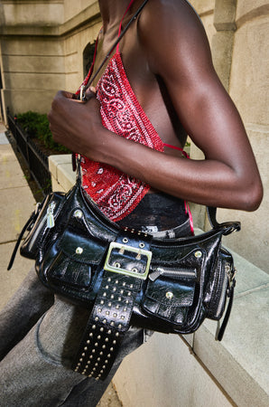 アクセサリー what's up SHOULDER BAG BLACK Amazon.com: UTO Women Skull Tote Bag Rivet Studded Handbag