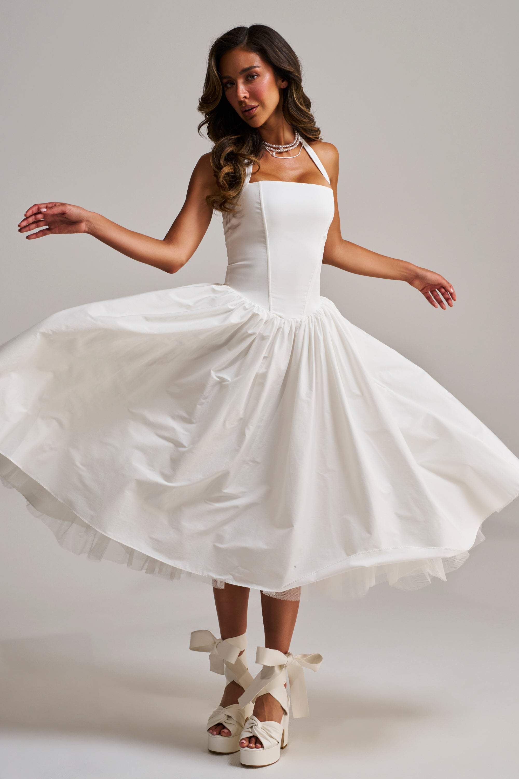 AKIRA Sunday Afternoon Poplin Midi Dress | White