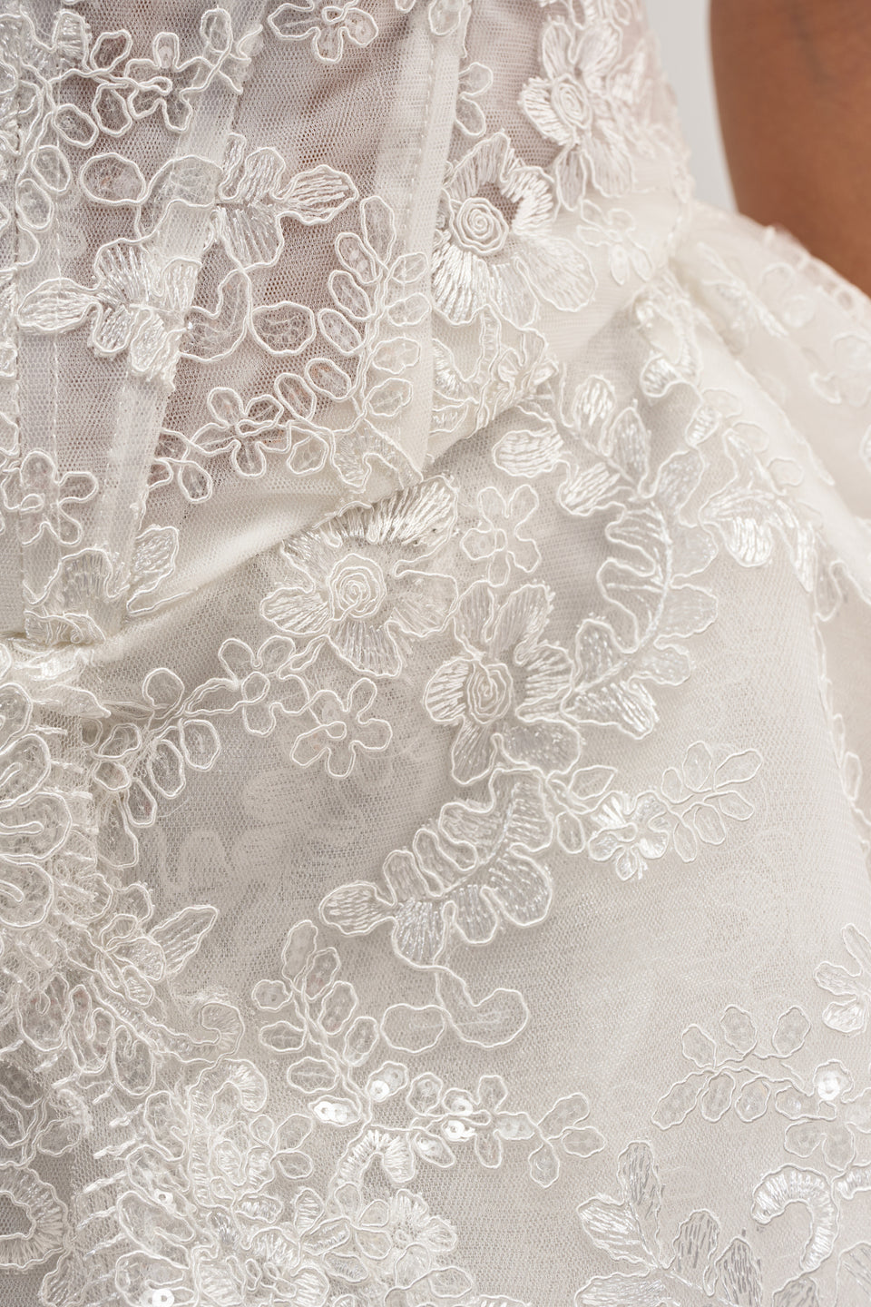 AKIRA Bachelorette Lace Mini Dress In Ivory