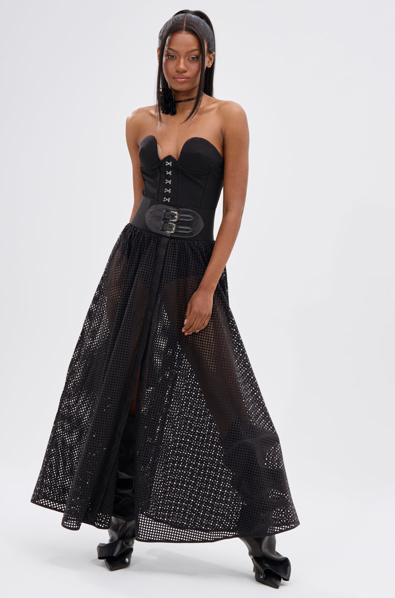 NICOLE BELTED MAXI SKIRT – AKIRA