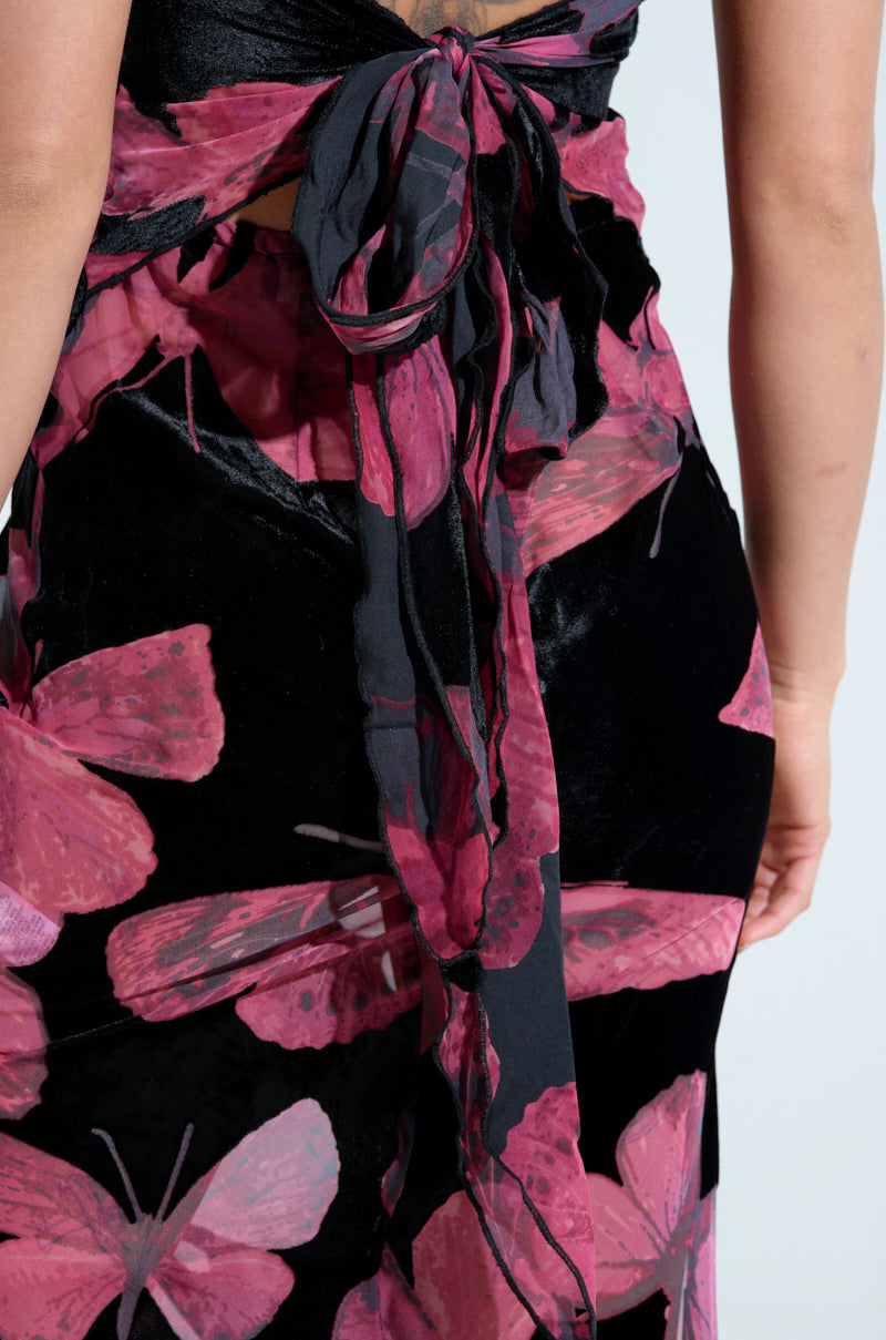 YOU GIVE ME BUTTERFLIES MESH MAXI DRESS – AKIRA
