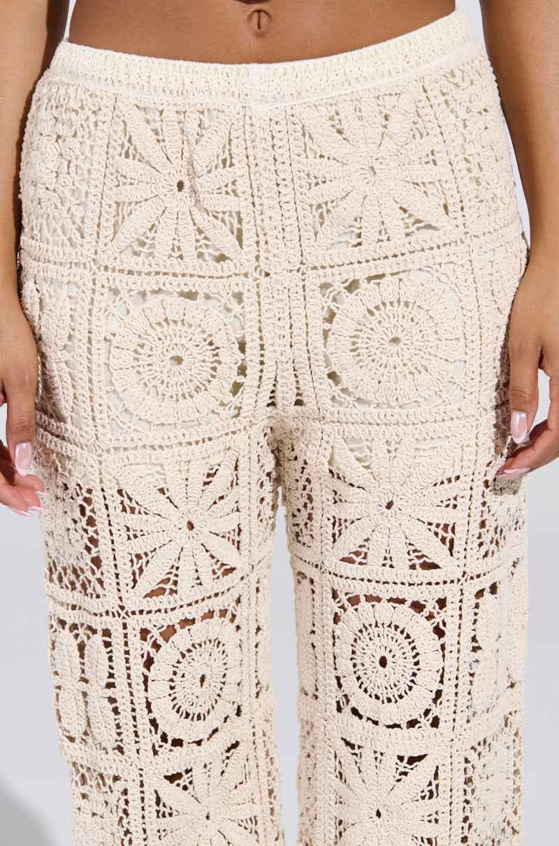 CROCHET KNIT PANT – AKIRA
