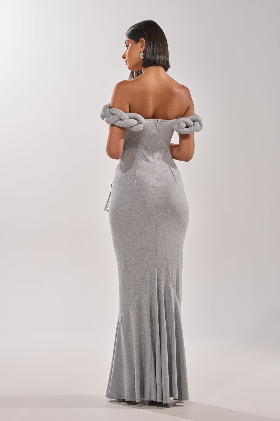 a grey dress GODDESS HOUR KNIT MAXI DRESS – AKIRA