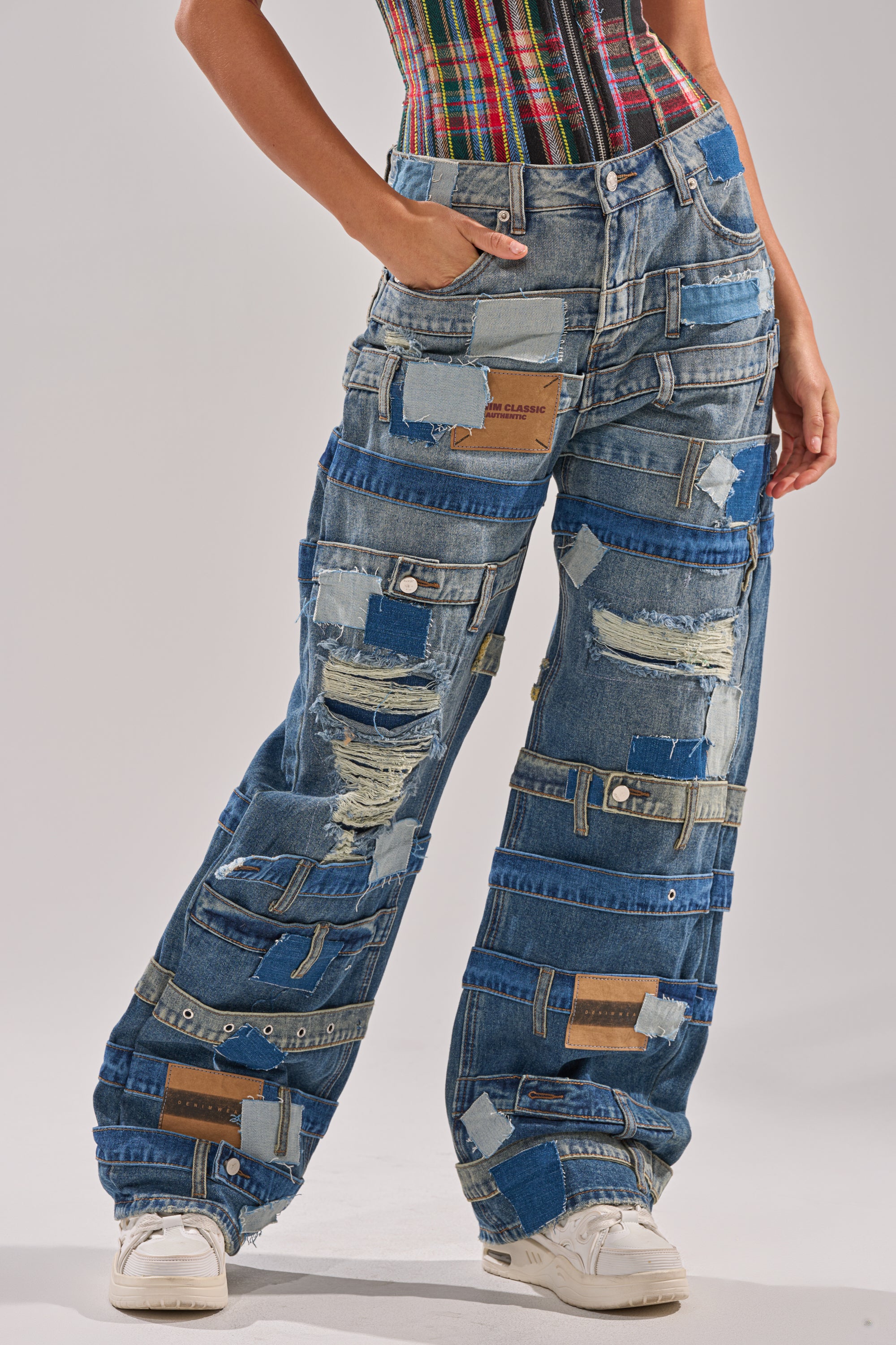 COOL ENOUGH RELAXED DENIM – AKIRA