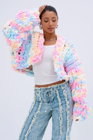 ALIA CHUNKY CHENILLE KNIT CARDIGAN – AKIRA