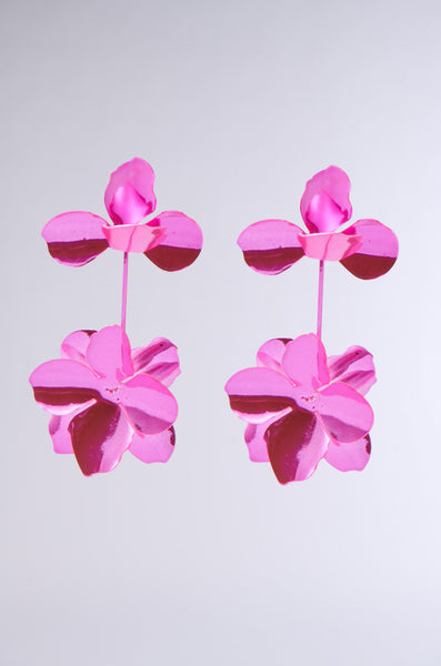 ASH FLOWER EARRING – AKIRA ASH FLOWER EARRING – AKIRA