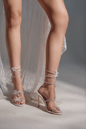 ALEXIA STAM Melanie Butterfly 美品◎ AZALEA WANG ARYANA BLACK BUTTERFLY COIL SANDAL – AKIRA
