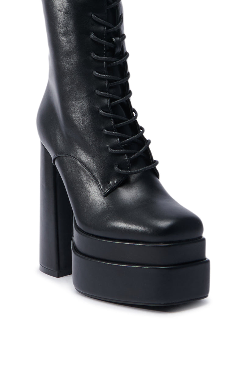AZALEA WANG BALZARINA BLACK CHUNKY BOOT – AKIRA