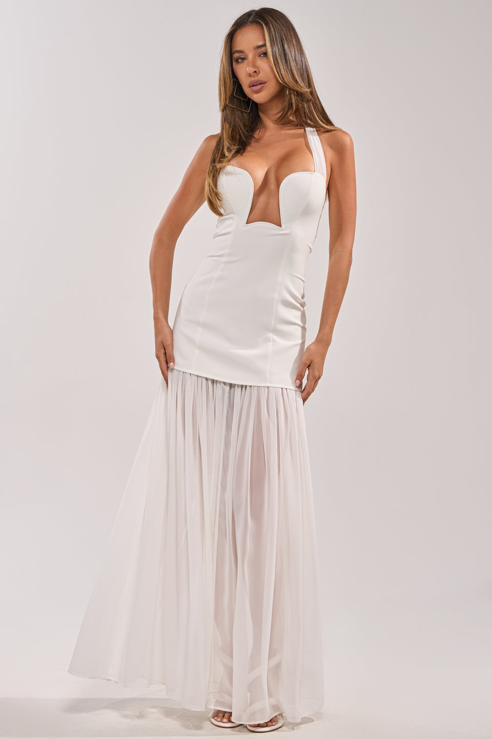 women's angel flowy dress ANGEL ENERGY MAXI DRESS IN WHITE – AKIRA