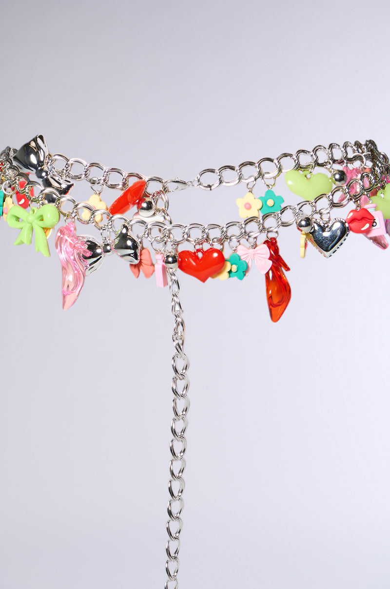 CINDY MULTI CHARM CHAIN BELT – AKIRA